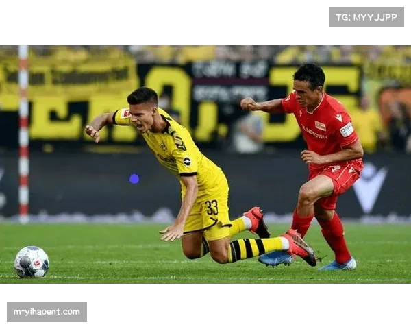 多特蒙德防线不稳连失三球 进攻核心低迷引发战术讨论